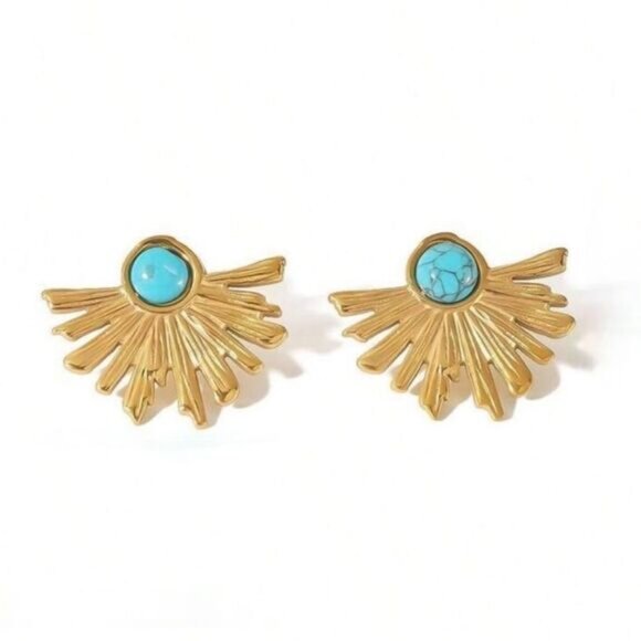 Anthropologie Jewelry - Gold vintage stud earrings N442